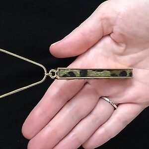Fashion bar necklace